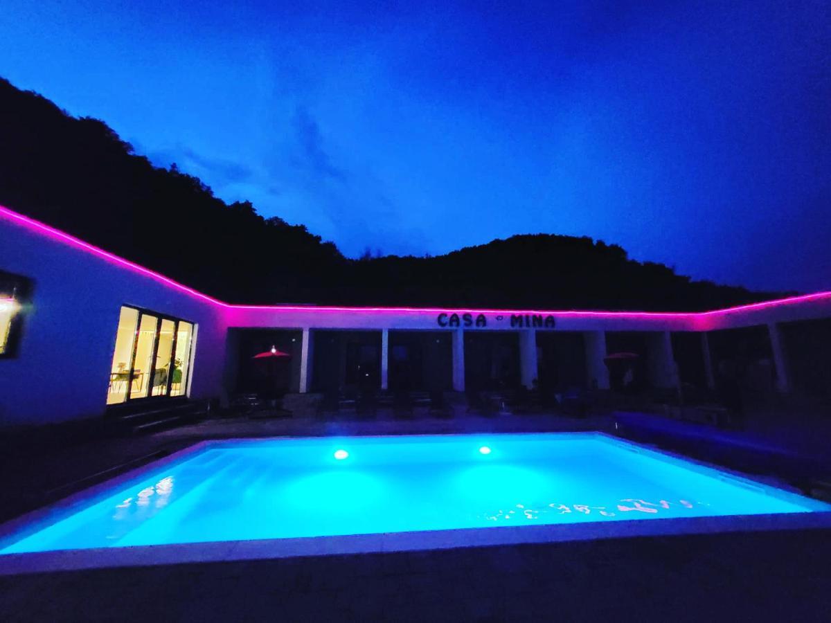 Casa Mina Divici Hotel Екстериор снимка